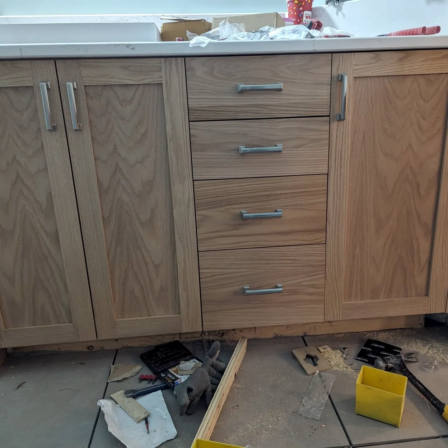 Oak shaker vanity with drawers